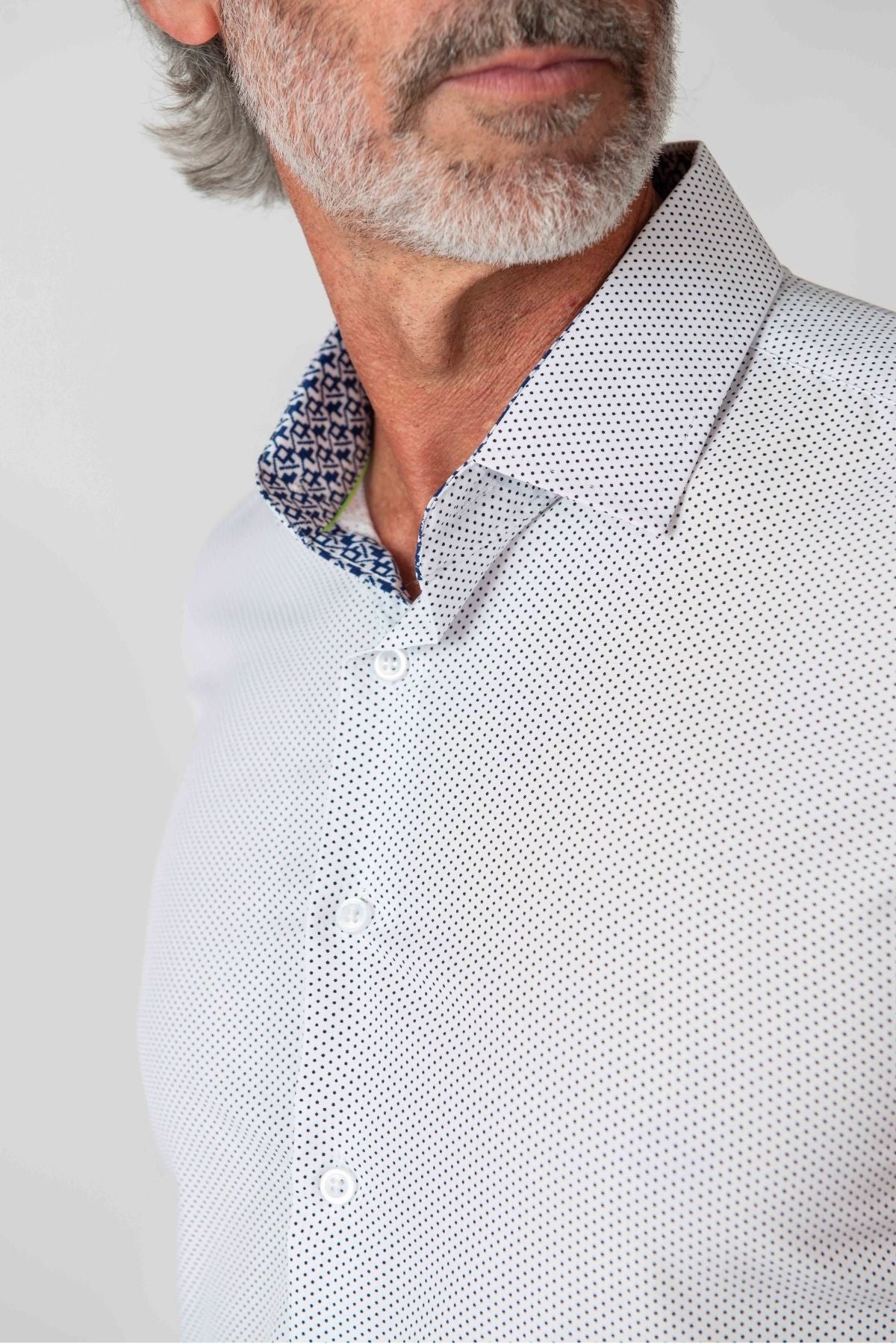 Men's Geometric Slim Fit Performance Short Sleeve Black White