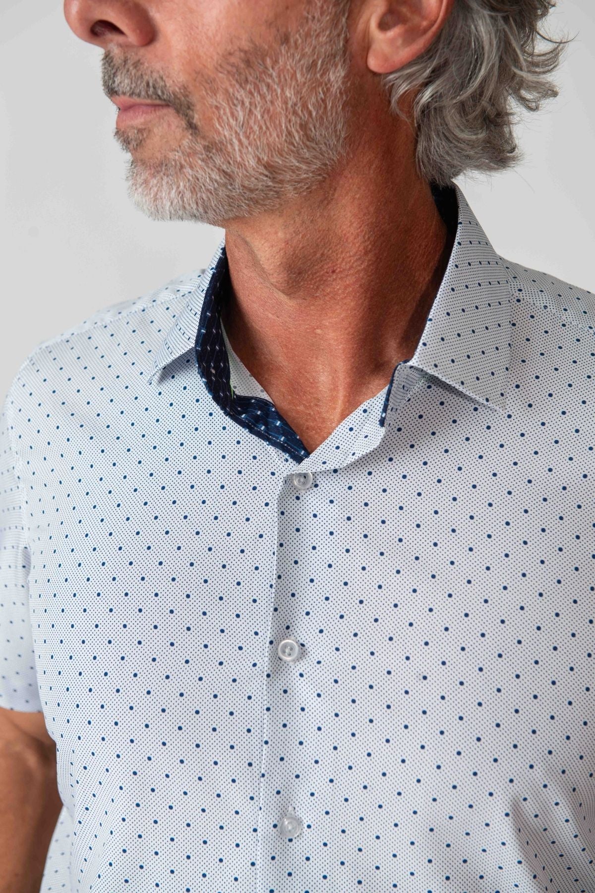 Men's Slim Fit Performance Stretch Short Sleeve Light Blue